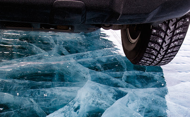 Extremes Fahren: wie man im Schnee lenkt Экстремальное вождение