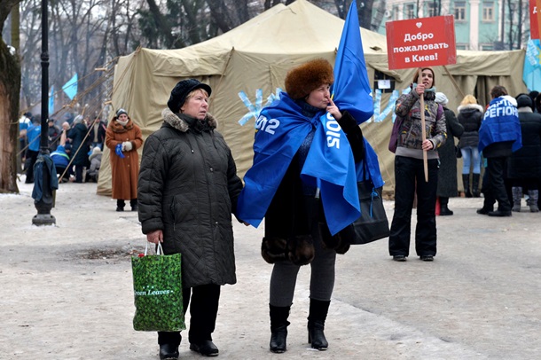 Азаров на Европейской площади. Фоторепортаж с митинга ПР в Киеве
