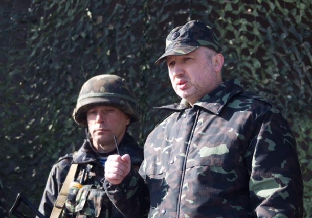 Turchynov unterzeichnete ein Dekret über die Teilmobilmachung in Ukraine Турчинов подписал указ о частичной мобилизации по всей Украине