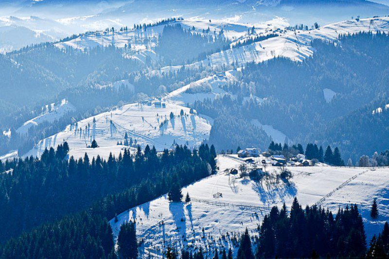 Verkhovyna - Wintersportorte der Karpaten Верховина - Зимние курорты Украины