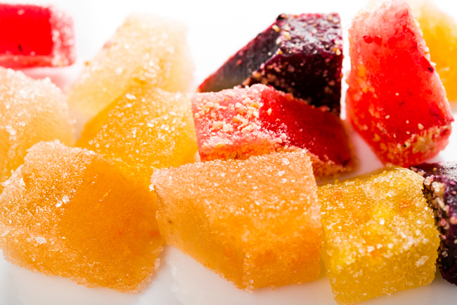 Wie man natürliche Gammy Bären herstellt, die wie echter Saft schmecken Как сделать натуральные Мишки Гамми, которые на вкус как настоящий сок
