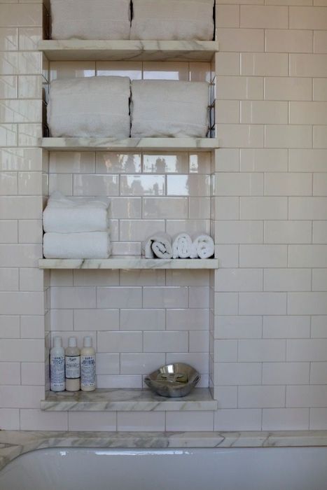 Lagerung im Badezimmer: coole Ideen für jeden Raum Хранение в ванной: крутые идеи для любого пространства