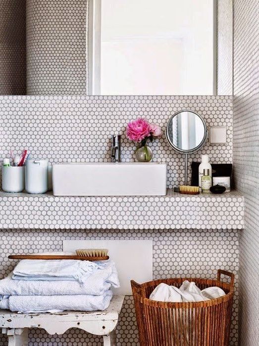 Lagerung im Badezimmer: coole Ideen für jeden Raum Хранение в ванной: крутые идеи для любого пространства
