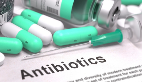 Antibiotika - Welche Art von Medikamenten kann den Alkoholkonsum gefährden? Инсульт, кровотечения, кома: какие лекарства опасно мешать с алкоголем