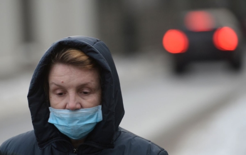Wird eine medizinische Maske schützen? - Unterschiede von Grippe, Erkältung und ORVII Защитит ли медицинская маска? - Симптомы гриппа, простуды и ОРВИ
