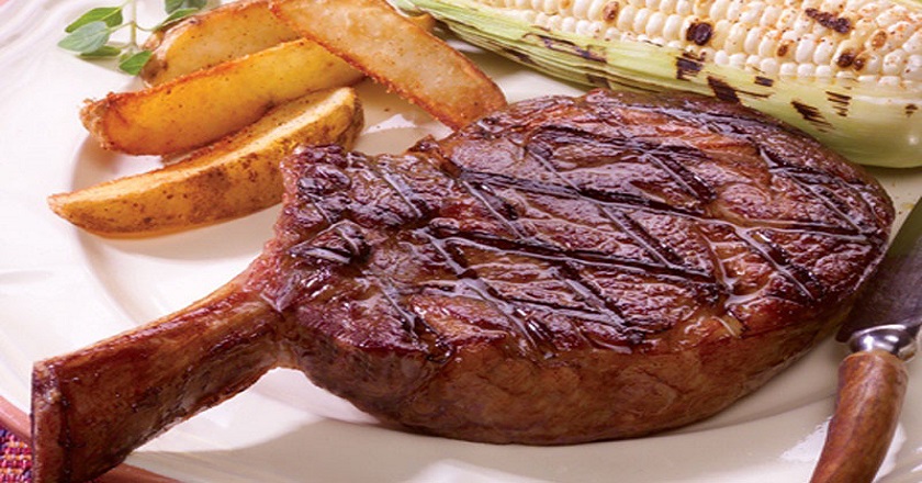 Cowboy Steak (Tomahawk, Rib-Bone) - Arten von Steaks Стейк «Ковбой» («Томагавк», рибай на кости) - стейк