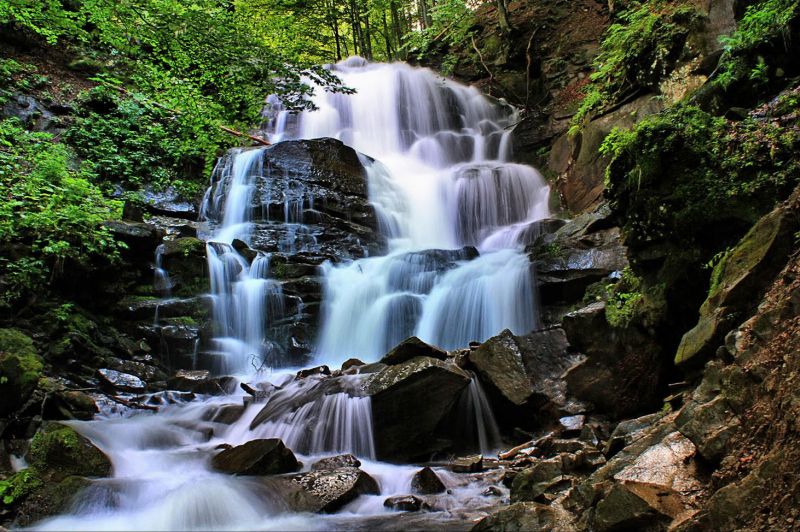 Wasserfall Shipot, Pilipets - Alle Wasserfälle der Ukraine: 40 schöne Wasserfälle der Ukraine (Foto) Водопад Шипот, Пилипец - ТОП водопадов Украины