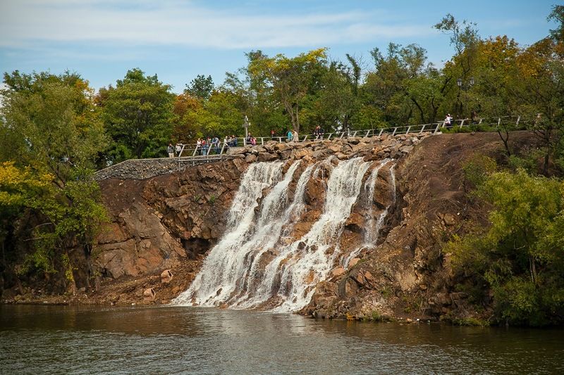 Wasserfallschwelle - Alle Wasserfälle der Ukraine: 40+ schöne Wasserfälle der Ukraine (Foto) Водопад Порог ревущий - ТОП водопадов Украины