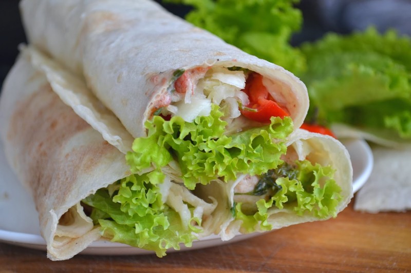 Shawarma mit Salat - Die besten hausgemachten Shawarma-Rezepte Шаурма с листьями салата - Лучшие рецепты домашней шаурмы