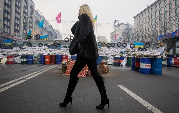 Die meisten Menschen in Kiew Unterstützung Euromaidan, verurteilen, sondern um den Abriss des Denkmals für Lenin - Umfrage Большинство киевлян поддерживают Евромайдан, однако осуждают снос памятника Ленину - опрос