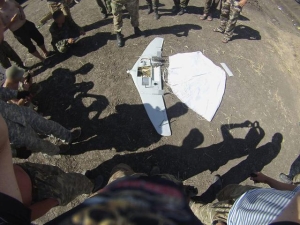 Ukrainische MG-Schütze abgeschossen eine russische Drohne: Jemand, der das Leben gerettet. Bildergeschichte