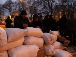 Lviv Regional State Administration Aktivisten stürmten und errichten Barrikaden. Fotobericht + VIDEO