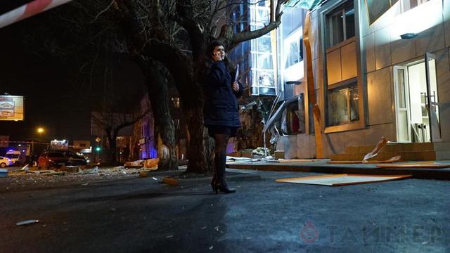 In Odessa, eine starke Explosion: zerstört freiwillige Hilfe Punkt Kämpfer ATO. Bildergeschichte В Одессе прогремел мощный взрыв: уничтожен волонтерский пункт помощи бойцам АТО. ФОТОрепортаж