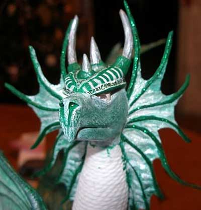 Drachen mit ihren eigenen Händen