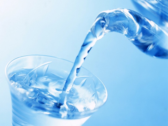Как правильно пить воду после еды