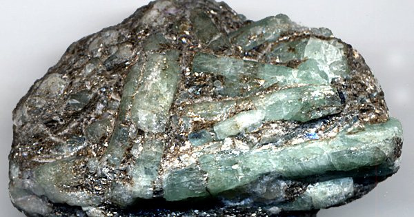 Halbedelsteine, Edelsteine
