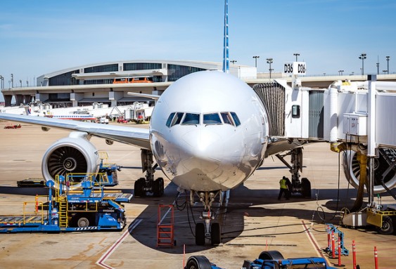 Wie Sie das günstigste Flugticket zu kaufen Как купить самый дешевый билет на самолет