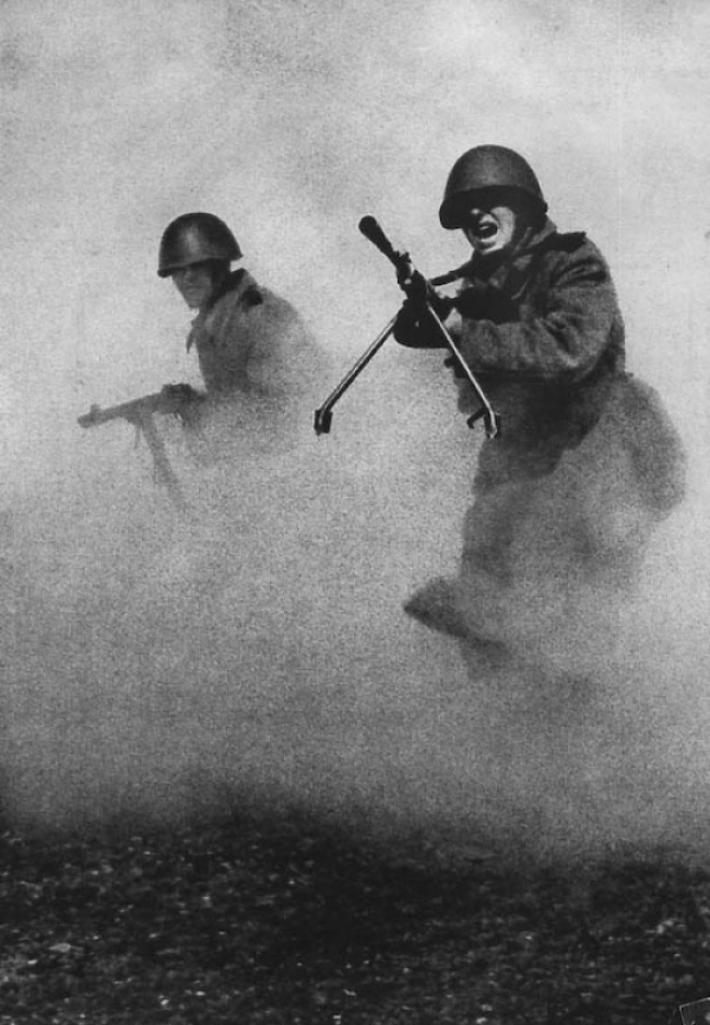30 Fotos des Großen Vaterländischen Krieges 30 снимков Великой Отечественной войны